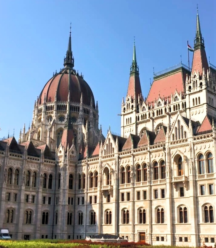 Budapest parlement hongrois, Incontournables à visiter Budapest