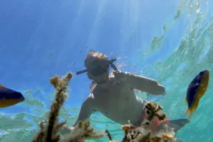 Faire du snorkeling aux fidji -blog voyage backpack