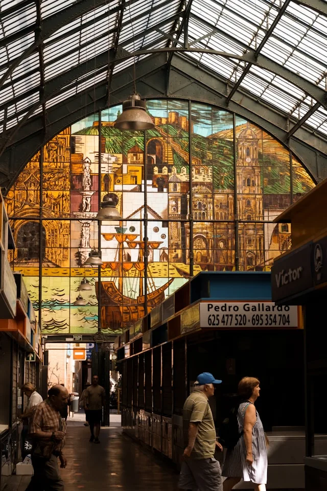 Marché couvert d'Atarazanas à Malaga, marché local typique andalou